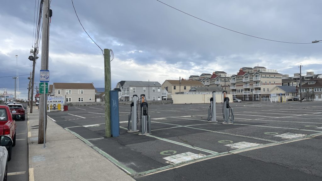 The municipal parking lot in Seaside Heights on Grant Avenue, which will be part of a forthcoming parking study, May 2023. (Photo: Shorebeat)