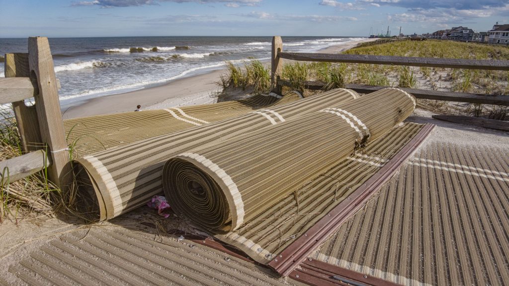 Dune 'cliffs' in Ortley Beach following the April 28-30, 2023 storm. (Photo: Shorebeat)