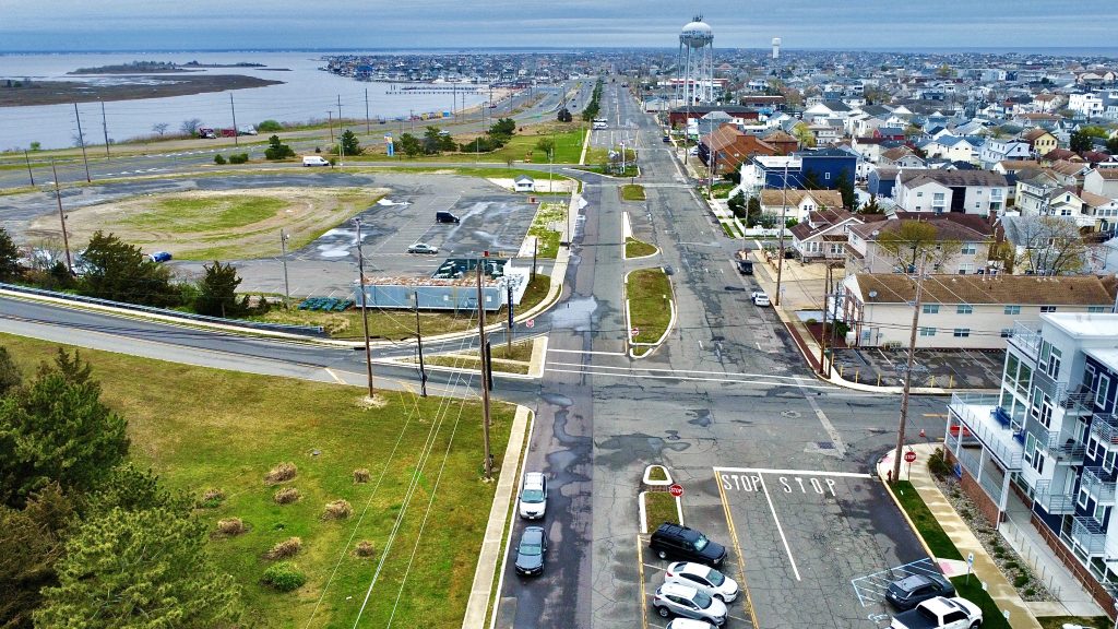 Bay Boulevard at the entrance to Seaside Heights, April 2014. (Photo: Shorebeat)