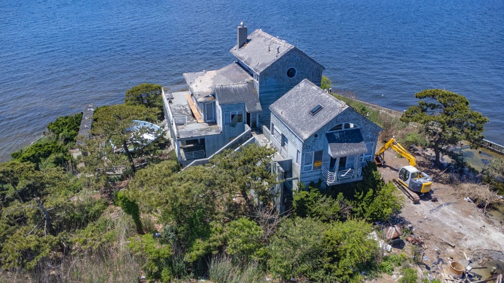 The home on Middle Sedge Island, Barnegat Bay, Toms River, N.J., May 2024. (Photo: Shorebeat)