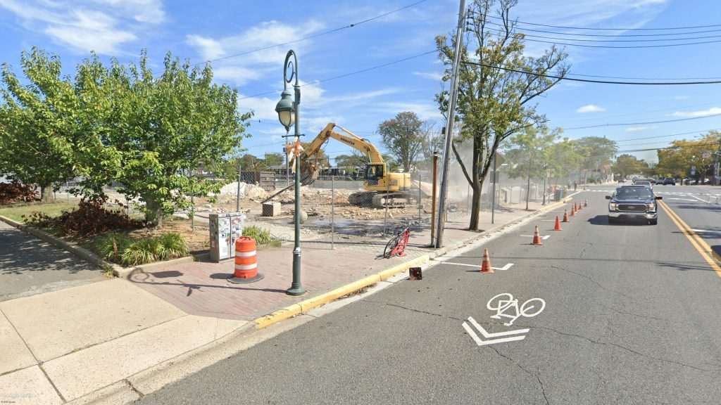 The corner of Arnold Avenue and Route 35 North in Point Pleasant Beach, N.J. (Google Earth)