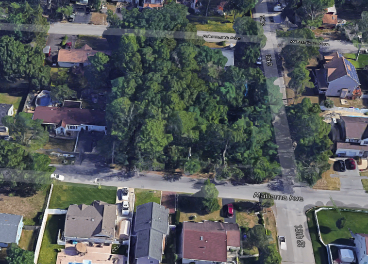 The location where three homes are being proposed in the Silverton section of Toms River. (Credit: Google Maps)