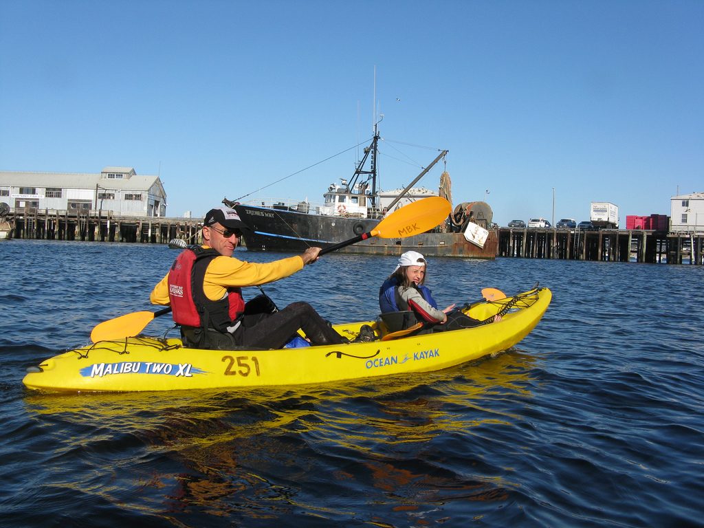 Kayak (Credit: Arnold de Leon/ Flickr)
