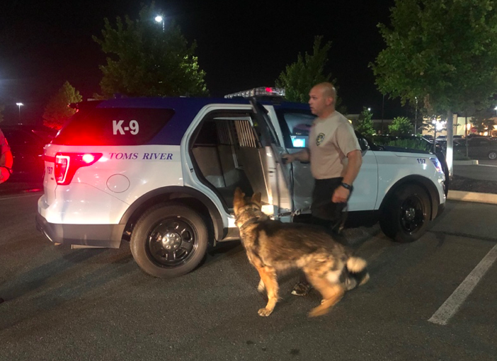 K9 units search the Toms River ShopRite store after a bomb threat, Sept. 11, 2019. (Photo: TRPD)