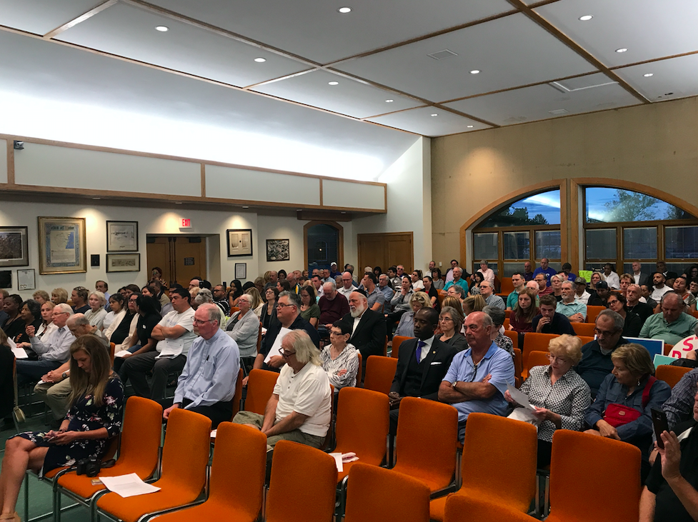 A hearing on a resolution opposing a 'Sanctuary State' policy at the Toms River Township council meeting. (Photo: Daniel Nee)