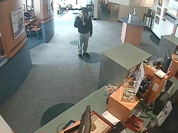 Surveillance footage of a bank robbery in Toms River, N.J., Jan. 23, 2020. (Photo: TRPD)