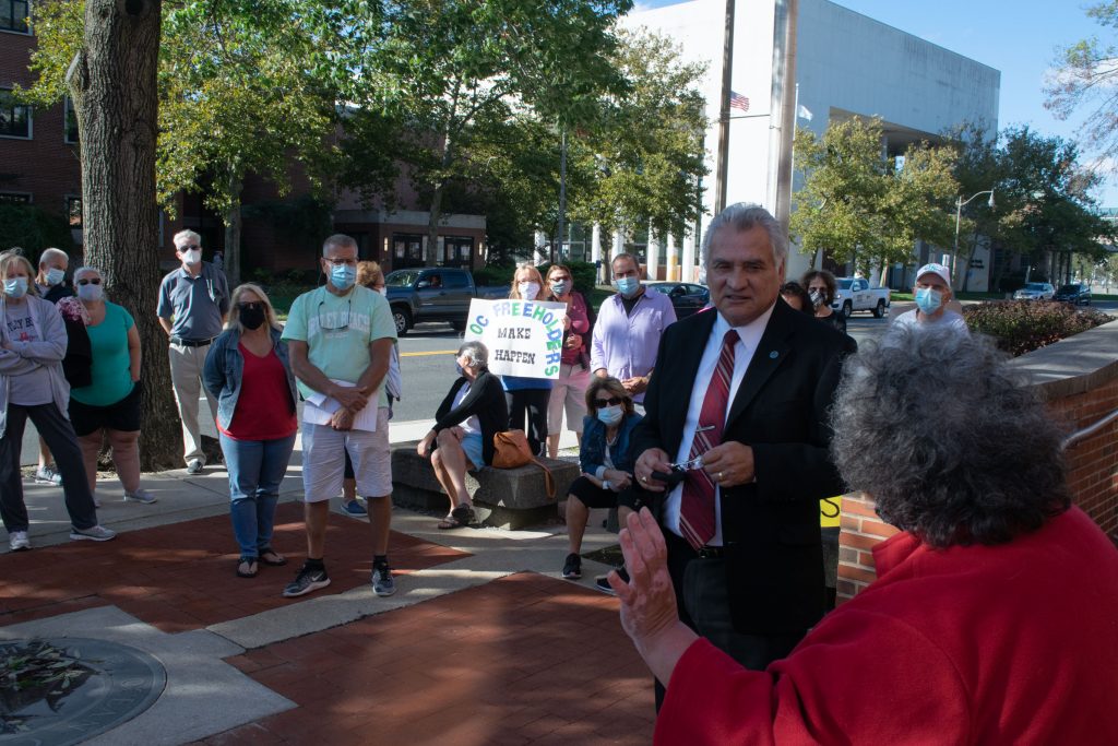 Ocean County Freehold Joseph Vicari speaks with Ortley Beach residents on the Surf Club purchase, Sept. 30, 2020. (Photo: Daniel Nee)