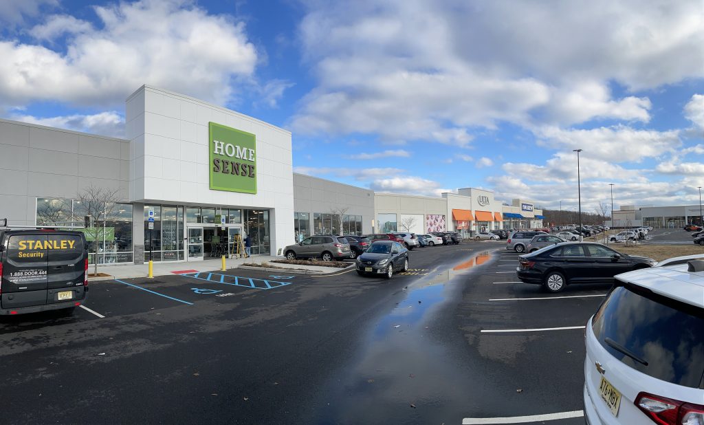 HomeSense at the Ocean County Mall. (Photo: Daniel Nee)