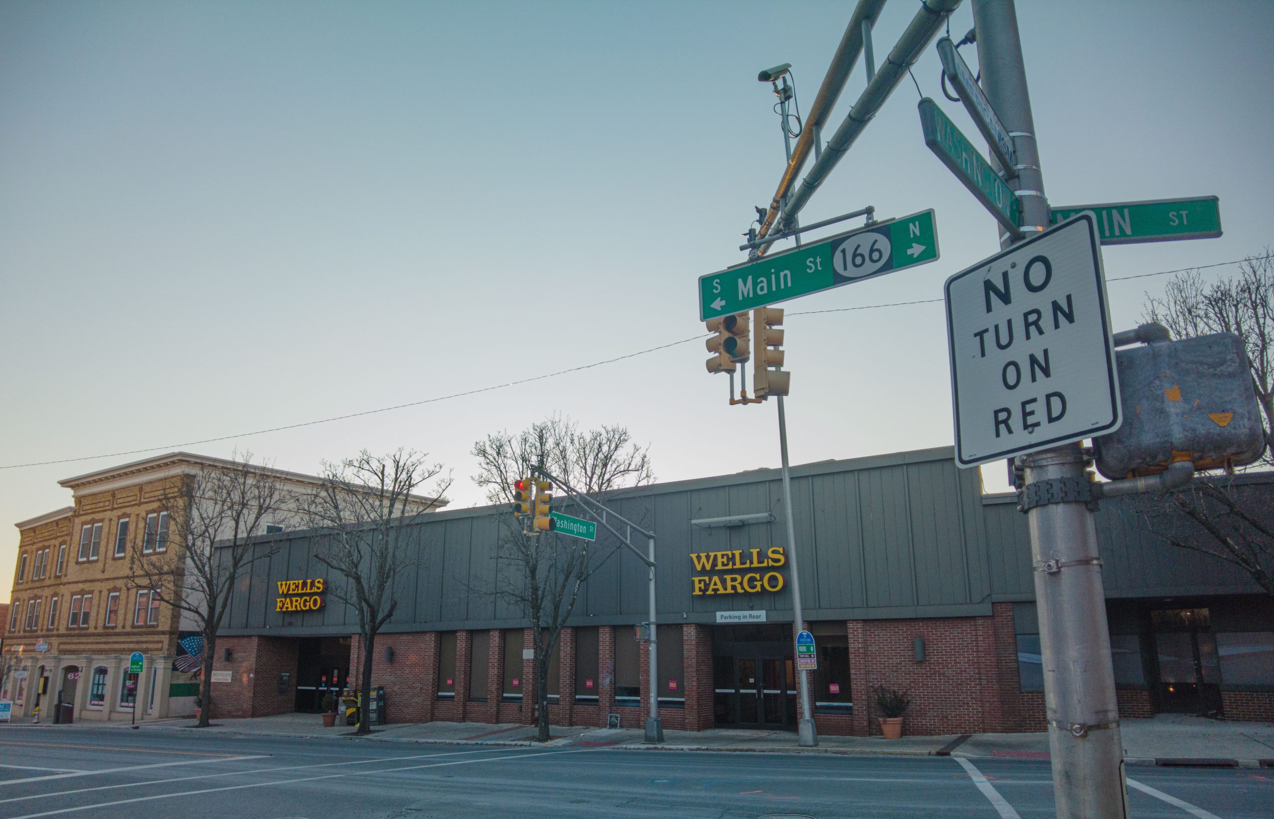 The now-shuttered Wells Fargo bank in downtown Toms River, Jan. 2022. (Photo: Daniel Nee)