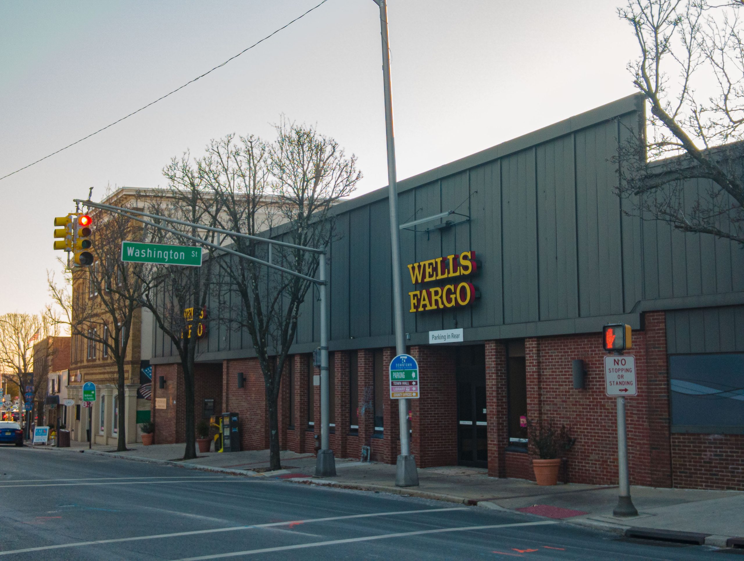 The now-shuttered Wells Fargo bank in downtown Toms River, Jan. 2022. (Photo: Daniel Nee)